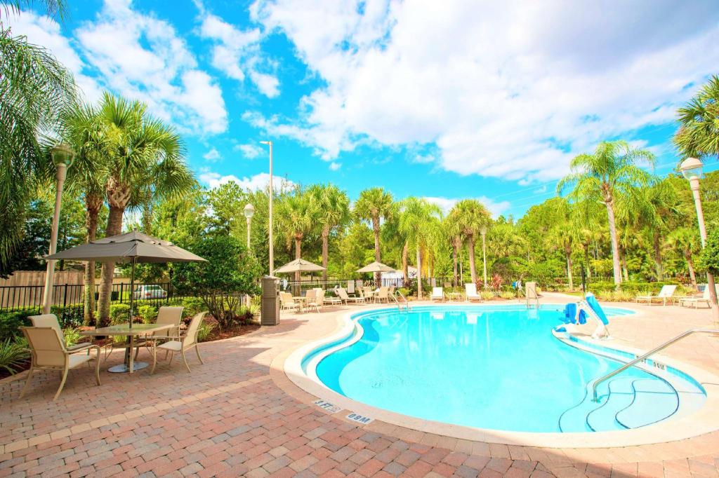 Best Western Plus Kissimmee-Lake Buena Vista South Inn & Suites - image 3