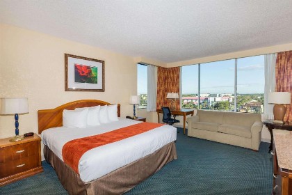 Ramada by Wyndham Kissimmee Gateway - image 33