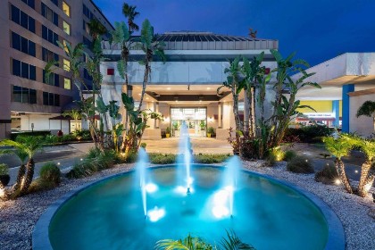 Ramada by Wyndham Kissimmee Gateway - image 9