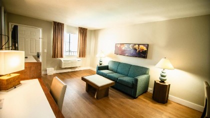 Quality Inn & Suites By the Parks - image 17