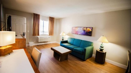 Quality Inn & Suites By the Parks - image 22