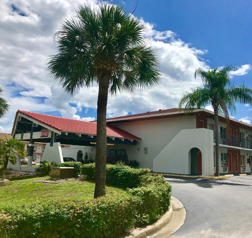 Red Carpet Inn Kissimmee - image 6