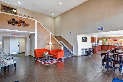 Quality Inn & Suites Heritage Park - image 16