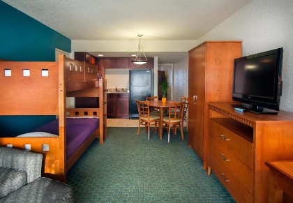 Flamingo Waterpark Resort - image 32