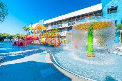 Flamingo Waterpark Resort - image 4