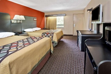Super 8 by Wyndham Kissimmee/Maingate/Orlando Area - image 11