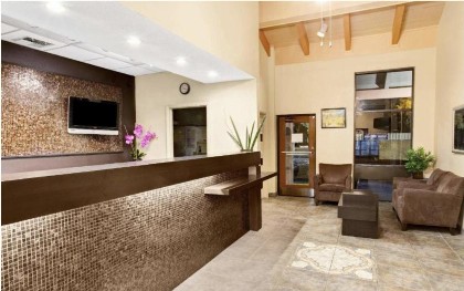 Super 8 by Wyndham Kissimmee/Maingate/Orlando Area - image 16