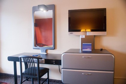 Super 8 by Wyndham Kissimmee/Maingate/Orlando Area - image 21
