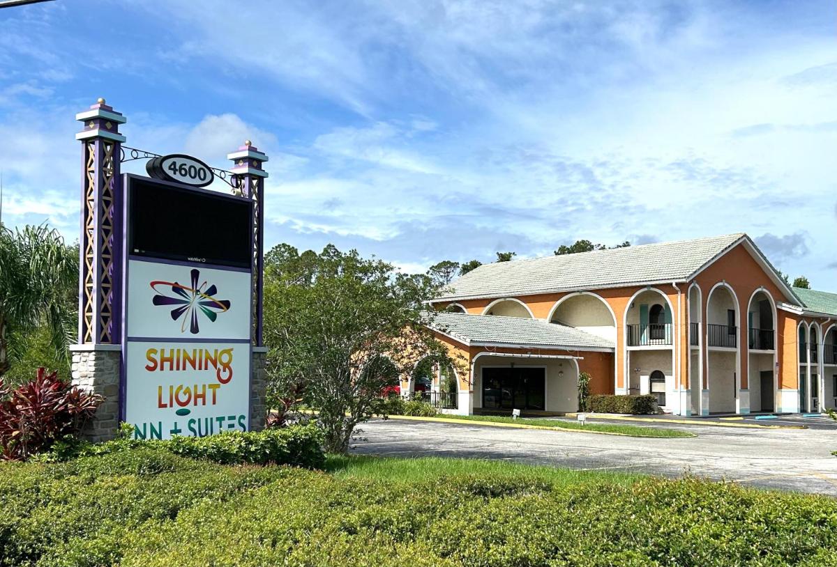 Shining Light Inn & Suites - main image