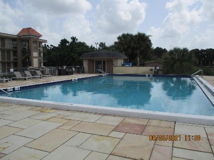 Quality Inn & Suites by the Lake - image 6