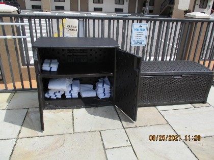 Quality Inn & Suites by the Lake - image 2