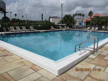 Quality Inn & Suites by the Lake - image 23