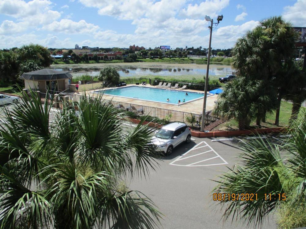 Quality Inn & Suites by the Lake - image 4