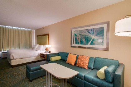 SpringHill Suites by Marriott Orlando Lake Buena Vista South - image 19
