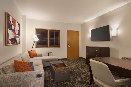 Embassy Suites by Hilton Orlando Lake Buena Vista South - image 33