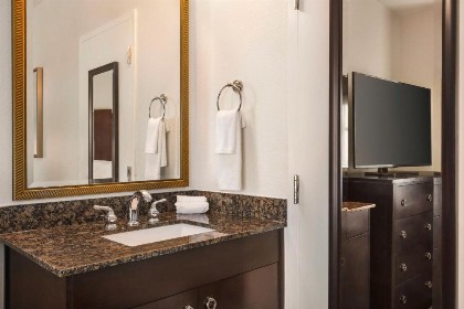 Embassy Suites by Hilton Orlando Lake Buena Vista South - image 42