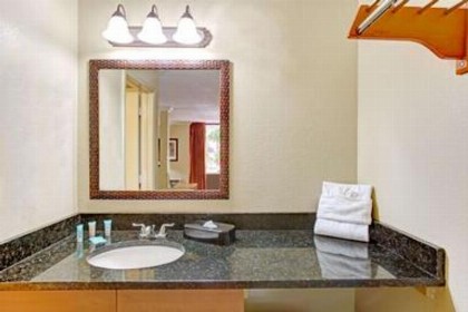 Days Inn by Wyndham Kissimmee West - image 18