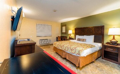 Sevilla Inn Kissimmee- Near Disney - image 10