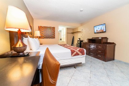 Sevilla Inn Kissimmee- Near Disney - image 24