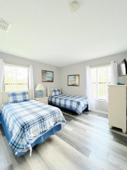 Gone 2 Florida Vacation Homes - image 12