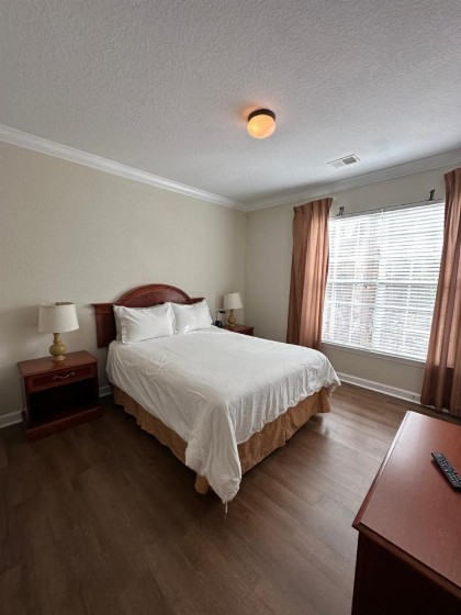 Gone 2 Florida Vacation Homes - image 32