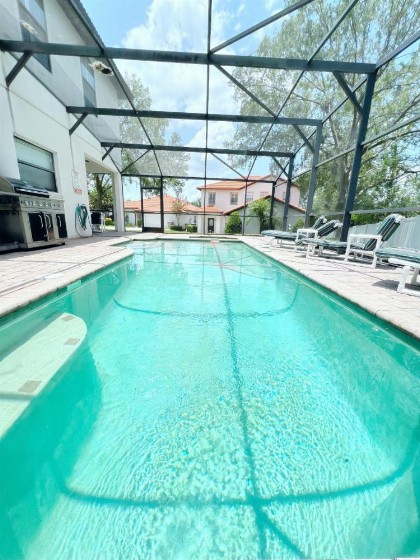 Gone 2 Florida Vacation Homes - image 47