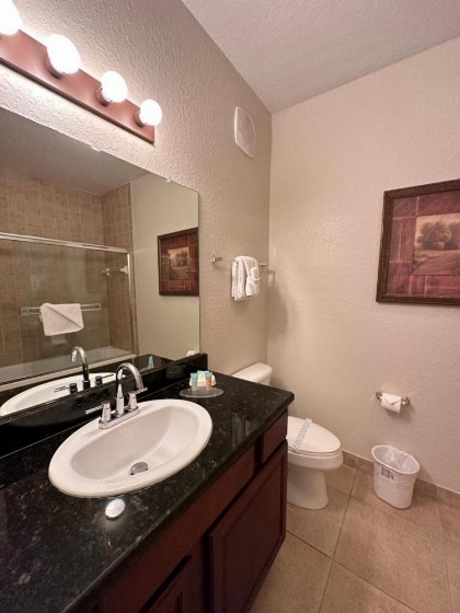 Gone 2 Florida Vacation Homes - image 49