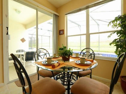 4 Bed 2245 - image 4