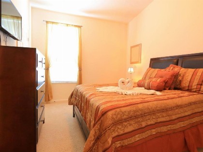 4 Bed 2245 - image 9