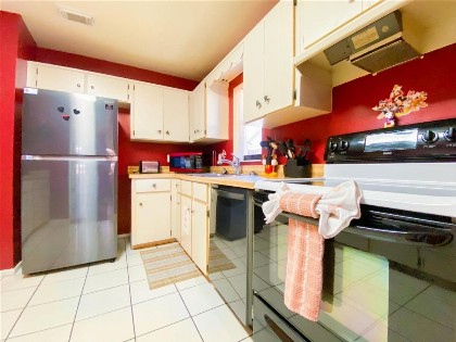 2 Bed 5325 - image 2