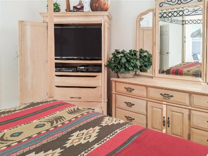 5 Bed 8002 - image 14