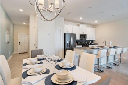 Four-Bedroom Townhome Kissimmee - image 16