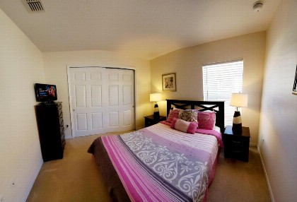 Four-Bedroom Pool Home Kissimmee - image 20