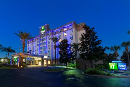 Holiday Inn Express & Suites S Lake Buena Vista an IHG Hotel - image 48