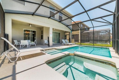 Paradise Palms Resort Vacation Homes - image 6