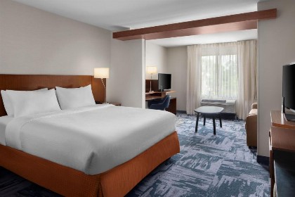 Fairfield Inn & Suites by Marriott Orlando Kissimmee/Celebration - image 12