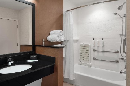 Fairfield Inn & Suites by Marriott Orlando Kissimmee/Celebration - image 24