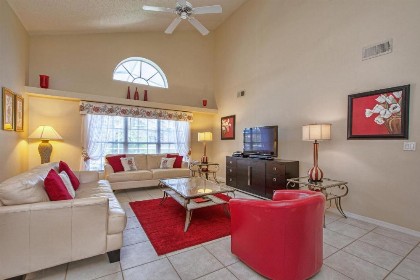 Mickey's Lake Villa - image 34