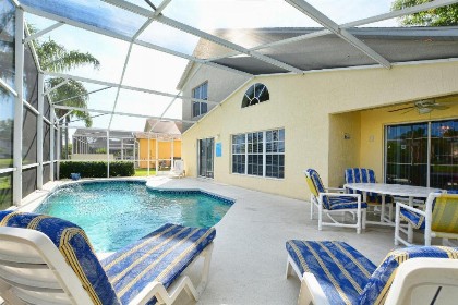 Mickey's Lake Villa - image 8
