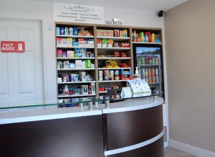 Monte Carlo Inn- Near Disney - image 15