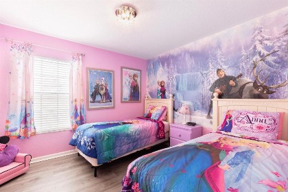 Windsor Hills Resort! 2 Miles to Disney! 6 Bedroom with Private Pool & Spa - image 12