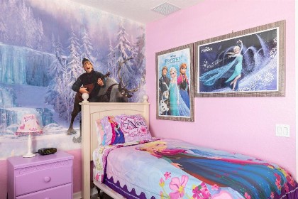 Windsor Hills Resort! 2 Miles to Disney! 6 Bedroom with Private Pool & Spa - image 20