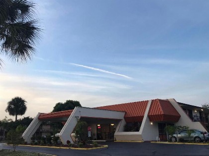 Enterprise Motel - image 13