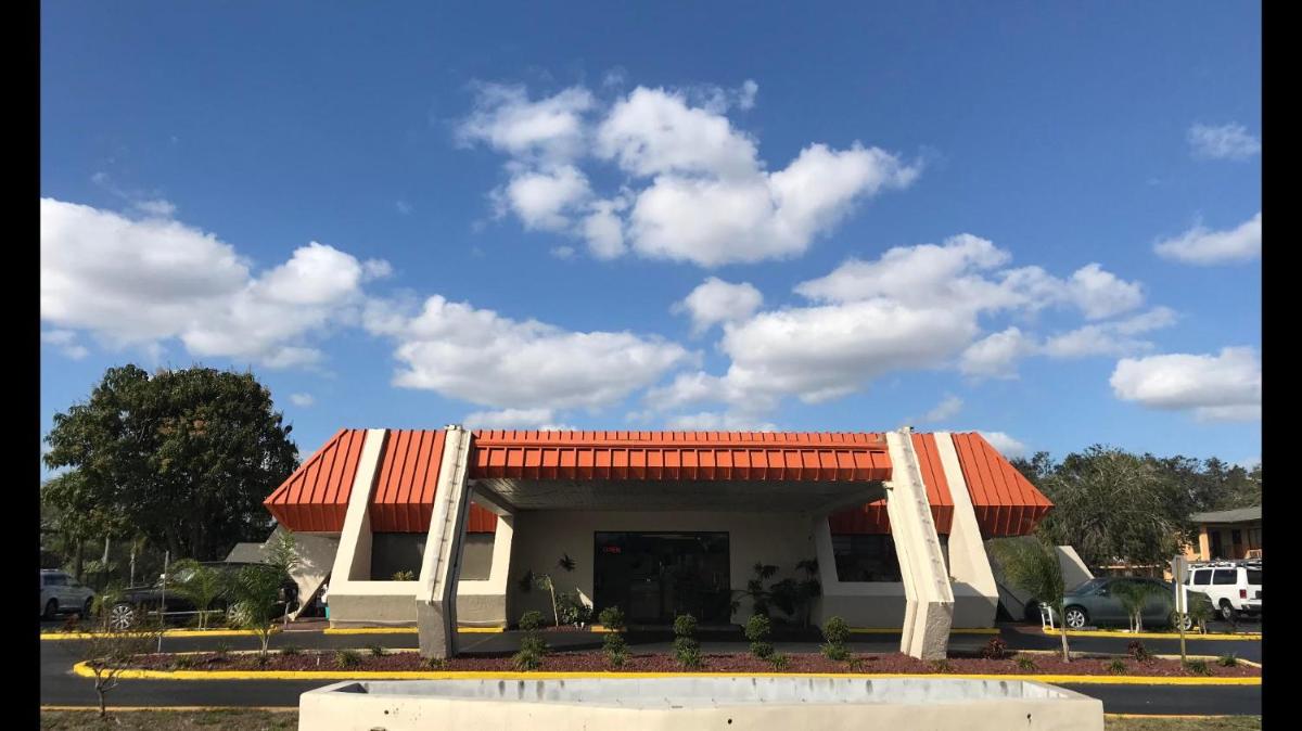Enterprise Motel - image 4