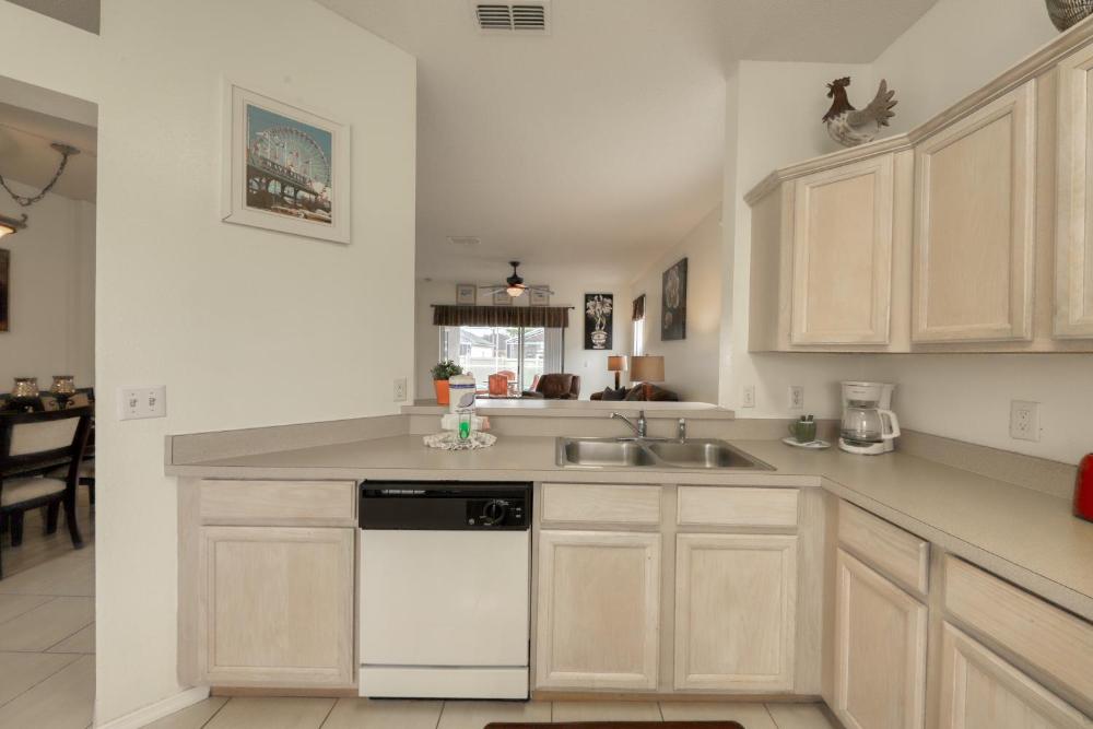 Sunshine's Happy Home - image 7