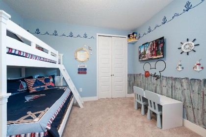 Groovy Mouse House with private pool - image 1