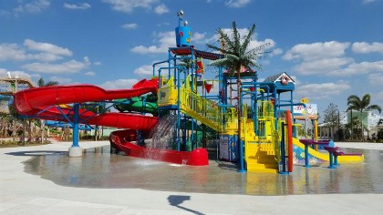 Groovy Mouse House with private pool - image 36