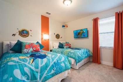 Groovy Mouse House with private pool - image 43