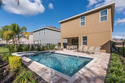 Inviting Home with Water Park Access near Disney - 7498M - image 7
