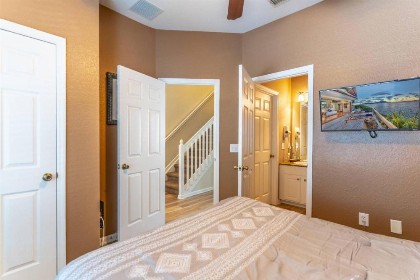 2582 Windsor Hills - image 18